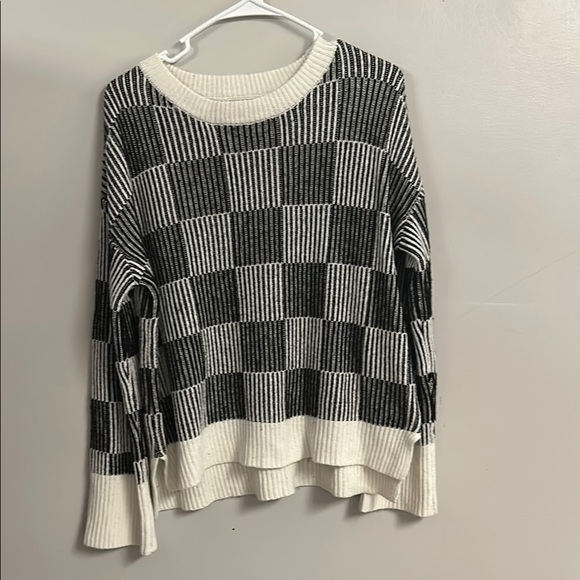 Striped Black and White Sweater - Picture 1 of 4